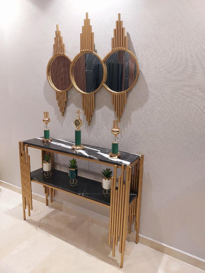 Modern Apartment Opposite The Hassan2 Mosque, Very Well Equipped And Stylish, 85 M2 With Gym And Direct Sea View With Underground Garage , Prohibits Unmarried Couples Of Arab Origin Казабланка Екстериор снимка