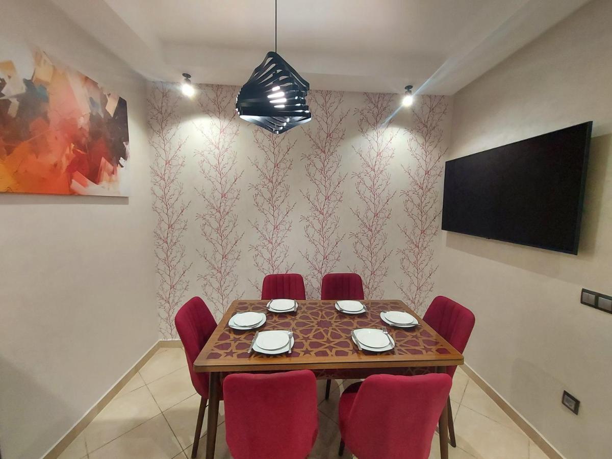 Modern Apartment Opposite The Hassan2 Mosque, Very Well Equipped And Stylish, 85 M2 With Gym And Direct Sea View With Underground Garage , Prohibits Unmarried Couples Of Arab Origin Казабланка Екстериор снимка
