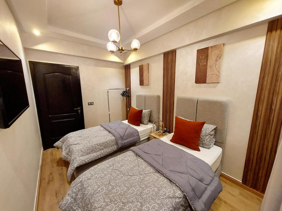 Modern Apartment Opposite The Hassan2 Mosque, Very Well Equipped And Stylish, 85 M2 With Gym And Direct Sea View With Underground Garage , Prohibits Unmarried Couples Of Arab Origin Казабланка Екстериор снимка