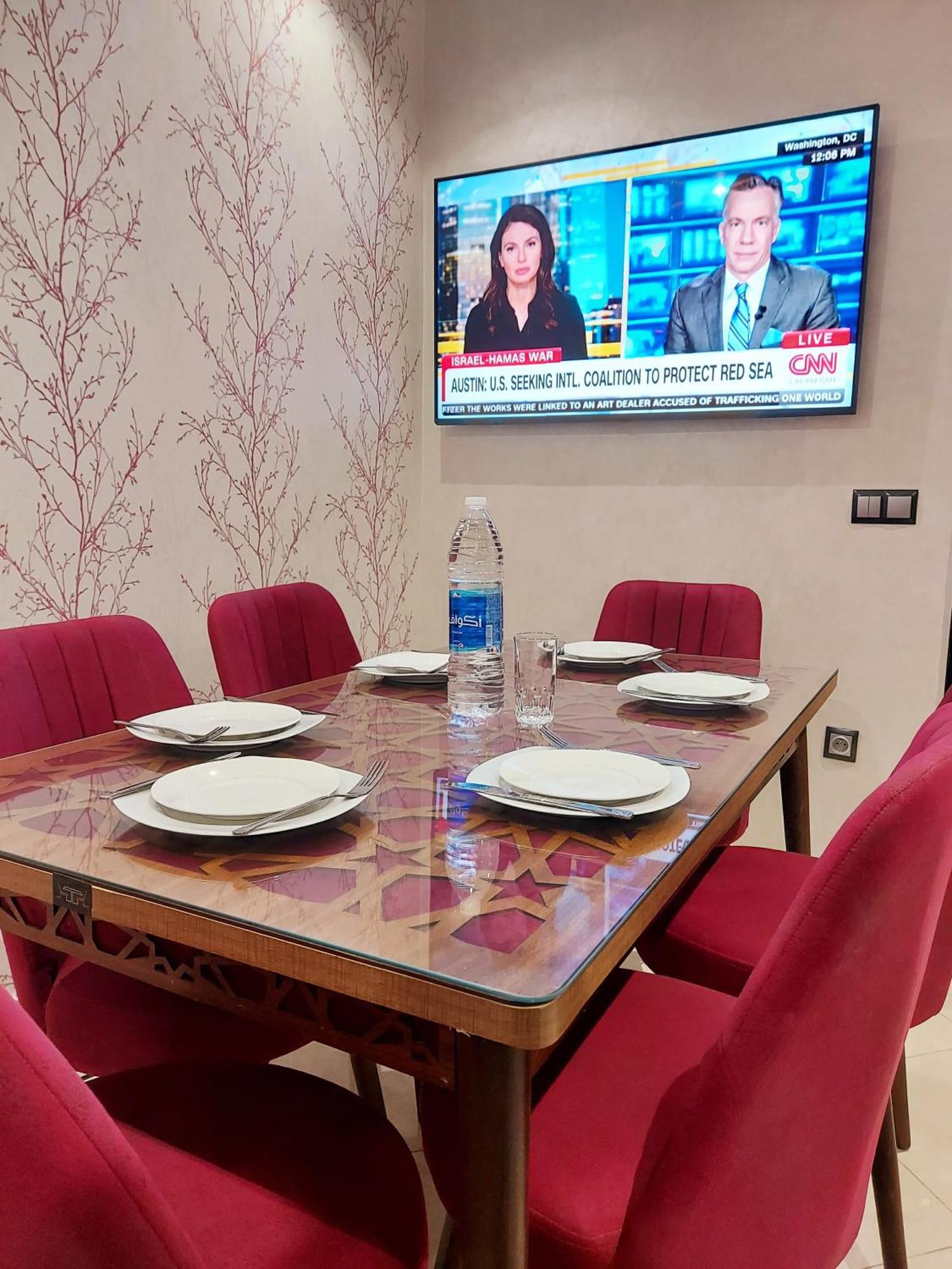 Modern Apartment Opposite The Hassan2 Mosque, Very Well Equipped And Stylish, 85 M2 With Gym And Direct Sea View With Underground Garage , Prohibits Unmarried Couples Of Arab Origin Казабланка Екстериор снимка
