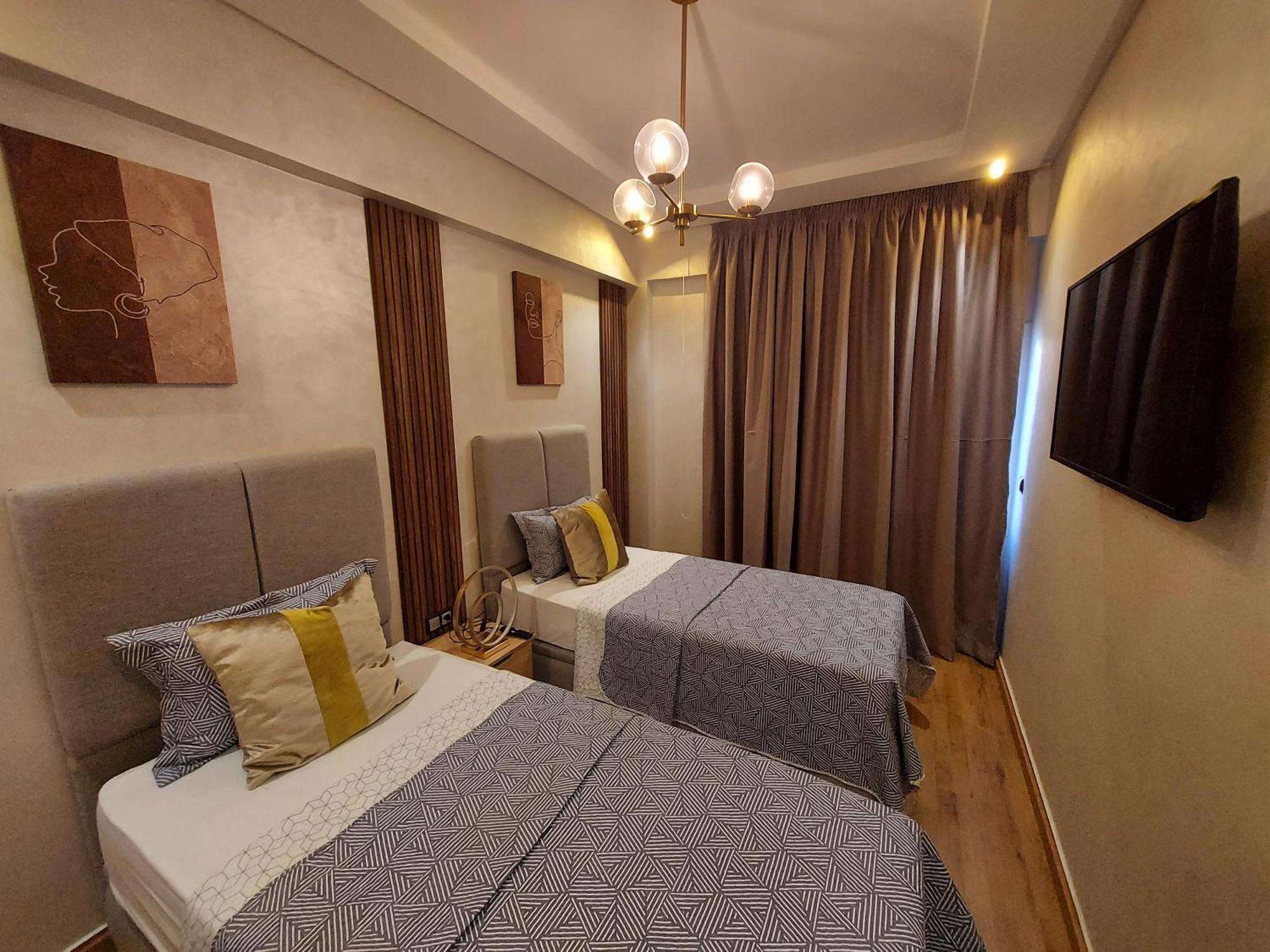 Modern Apartment Opposite The Hassan2 Mosque, Very Well Equipped And Stylish, 85 M2 With Gym And Direct Sea View With Underground Garage , Prohibits Unmarried Couples Of Arab Origin Казабланка Екстериор снимка